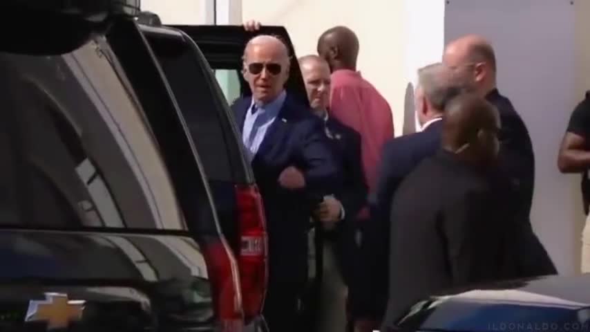 EVEN IN THE VIRGIN ISLANDS!!!😂😂😂