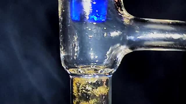 Quartz Slurper V4 - Slow Motion