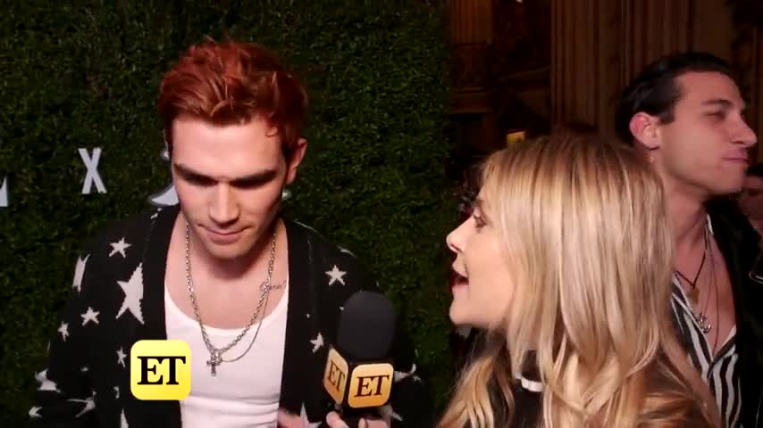 Riverdale Star KJ Apa Dishes on Archie and Josie's Big Kiss (Exclusive)