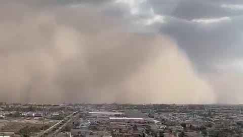 A severe sandstorm hit Mexicale2