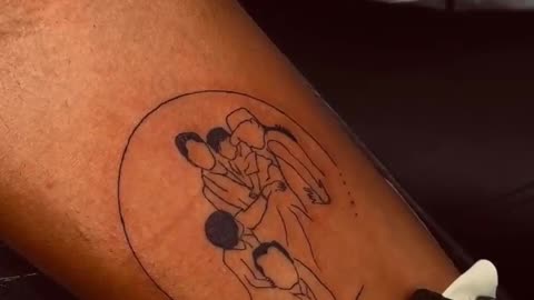 FAMILY PIC OUTLINE UNIQUE TATTOO