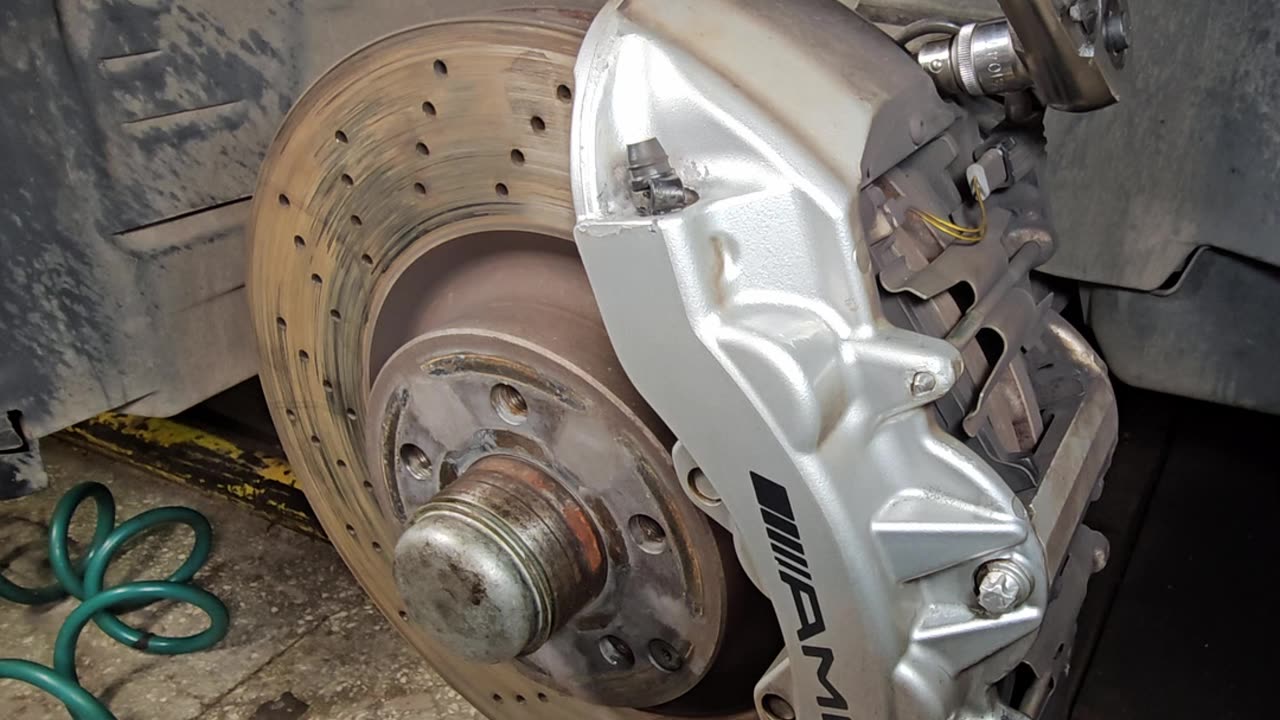 Big Brake Kit Upgrade - Project 13 - Mercedes Benz CLS55 AMG / E55 AMG pt6