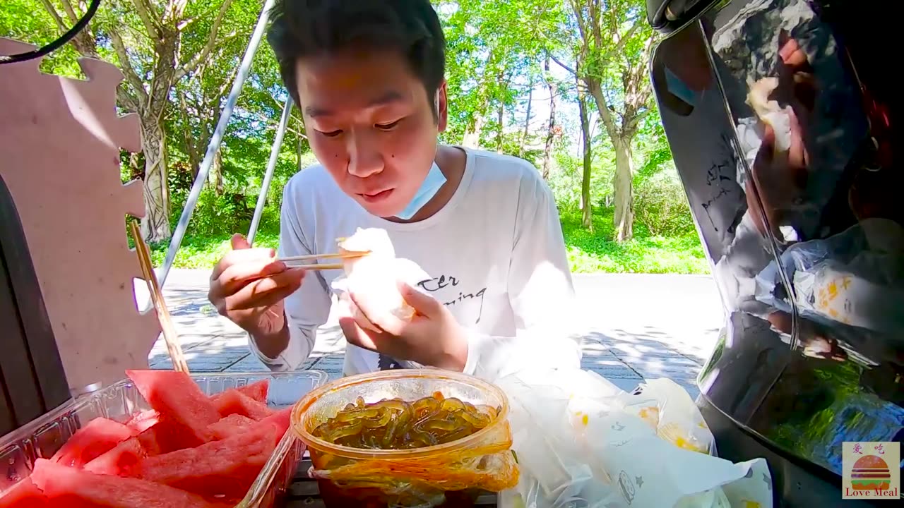 Chicken rolls, hot and sour rice noodles with watermelon dessert, spicy dry pot