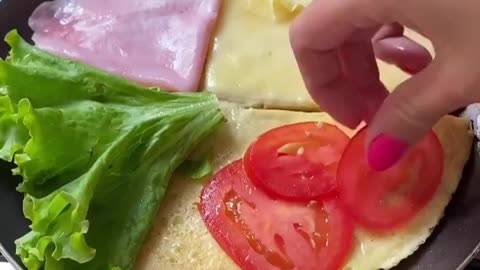 45-Lanche da tarde com ovo, alface e tomate