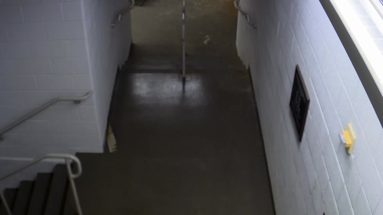 7187CVCULStair45North_2021-01-06_18h40min01s487ms_1.mp4