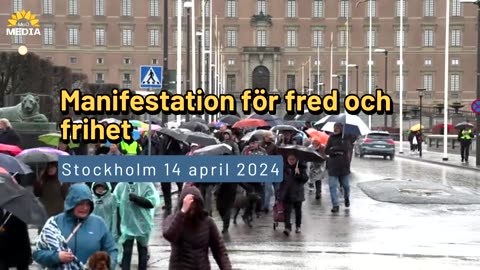 Jan-Erik Gustavsson talar på manifestationen för fred och frihet