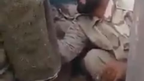 Fighter Behind Sandbags Toys with Sniper