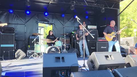 2 Pump Chump "2 Drunk 2 Die"