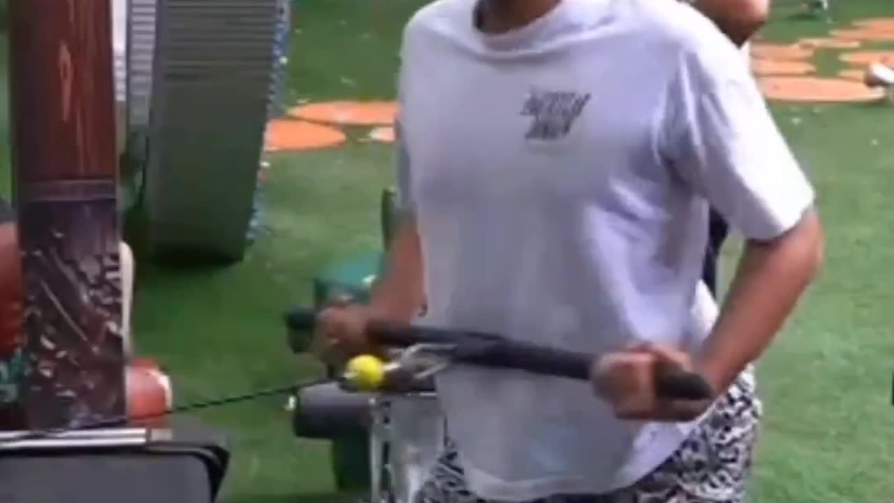 ELVISH YADAV GYM IN BIGBOSS😈😎SYSTUMMM