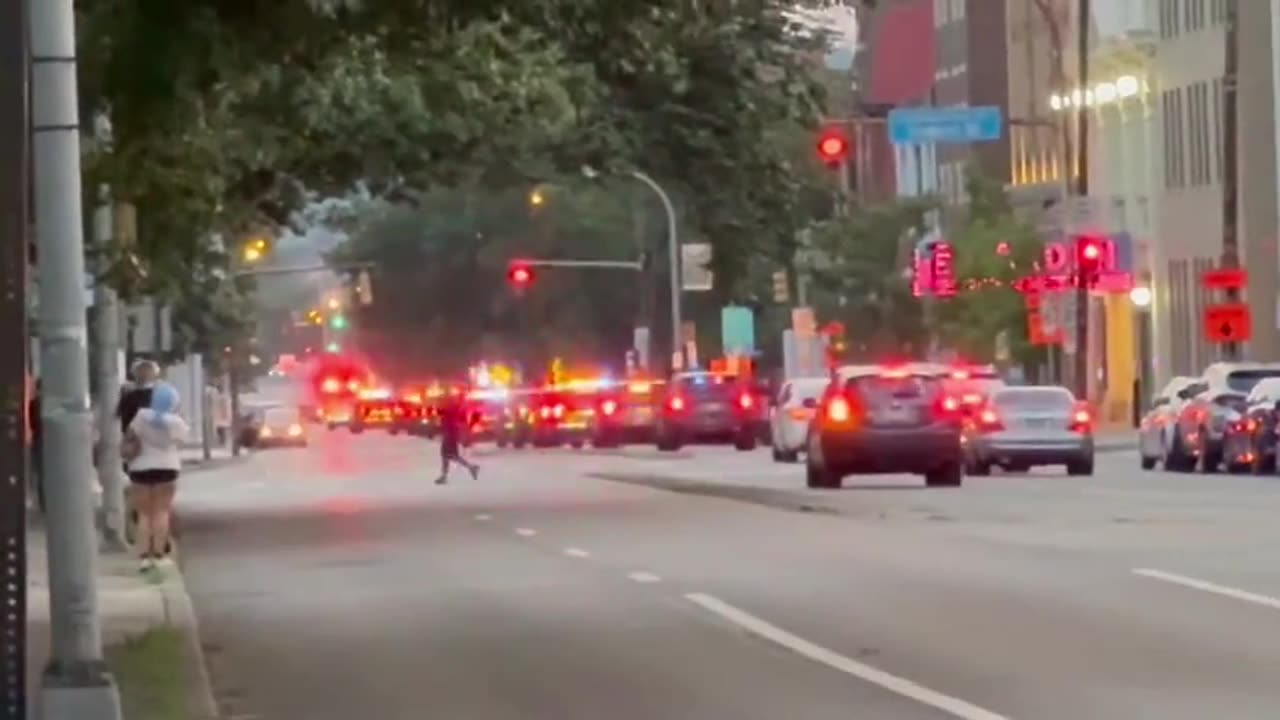 Trump's Motorcade Leaves Hospital After Assassination Attempt