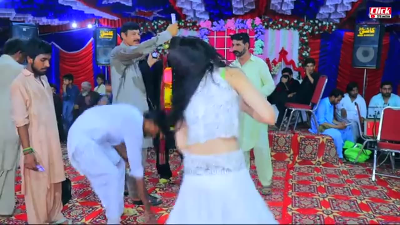 Dil_Naal_Kise_De_Lawna_Nai___Zoya_Khan___Dance_Performance_2023 /7/10)