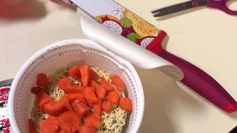Making ramen meal (satisfying)