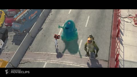 Monsters vs. Aliens (2009) - Golden Gate Grapple Scene