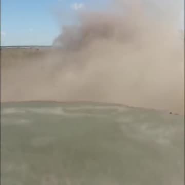 Incredible Footage from Gun Cam of Ukrainian Leopard 2