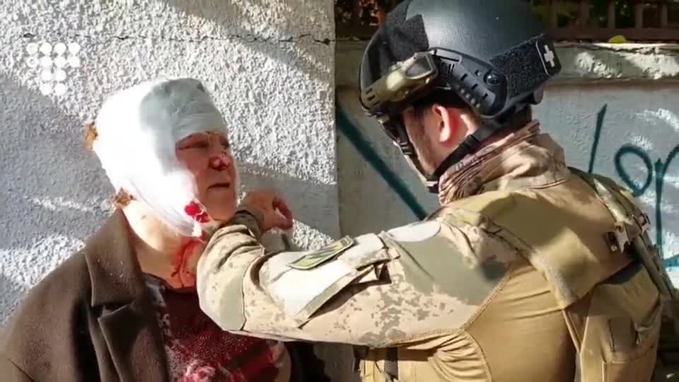 People who were injured from the Russian attacks in Kyiv are are receiving help