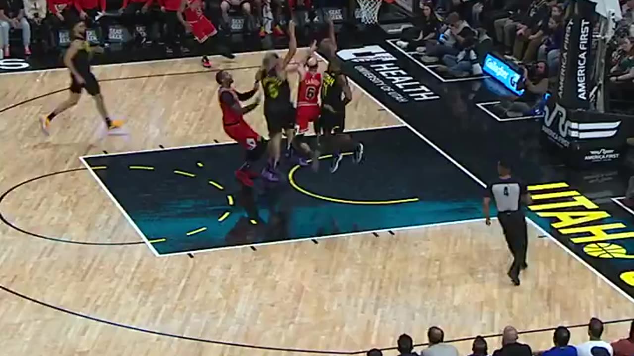 THT Rejects Opponent at the Rim with Epic Chase-Down Block! Bulls vs. Jazz