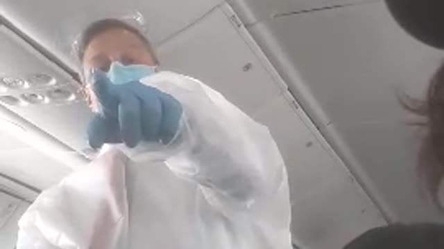 Supposedly on an Air Canada flight, flight attendant upset about mask off while eating