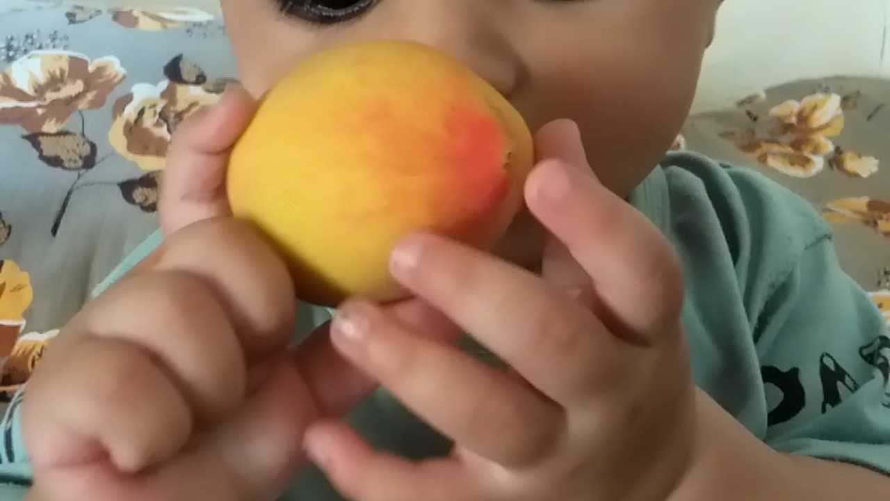 Baby peach fruit lovers