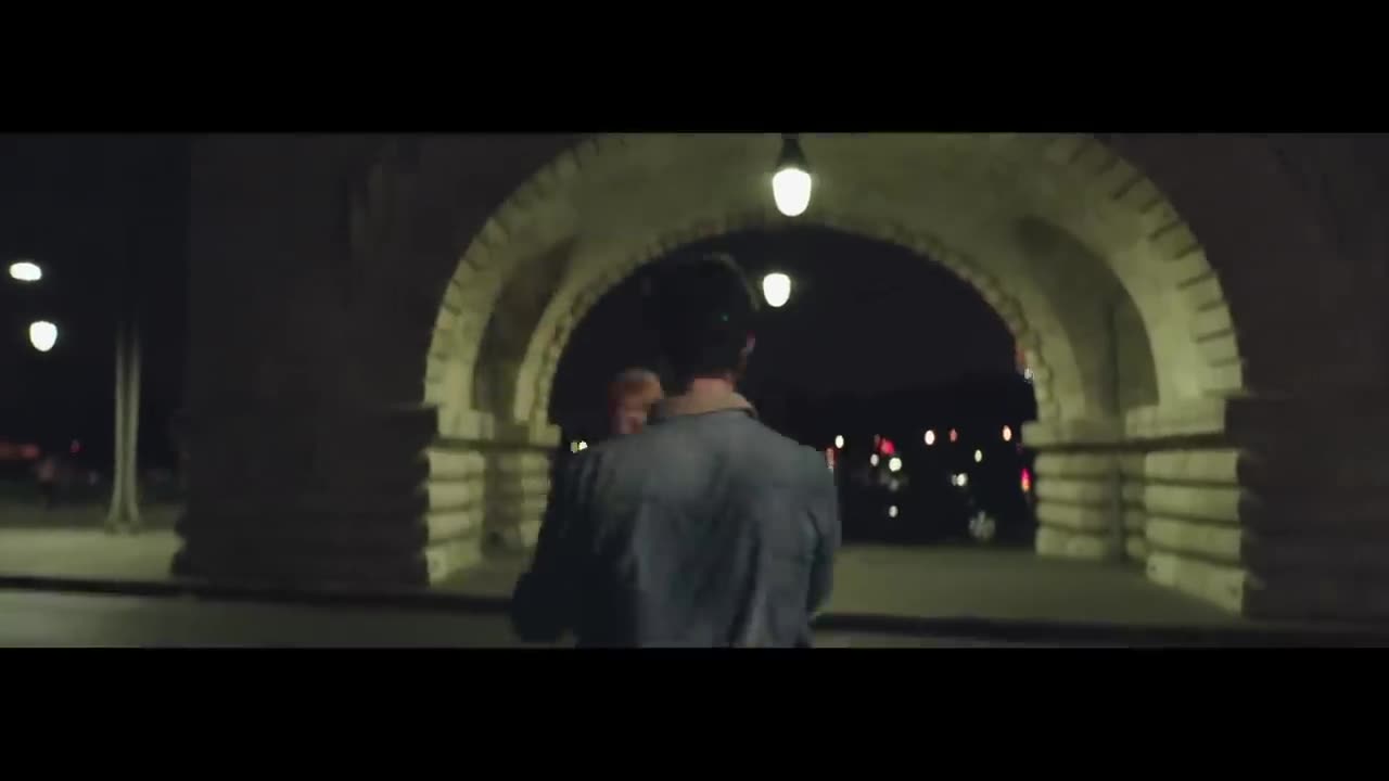 Shawn Mendes - There's Nothing Holdin' Me Back (Official Music Video)