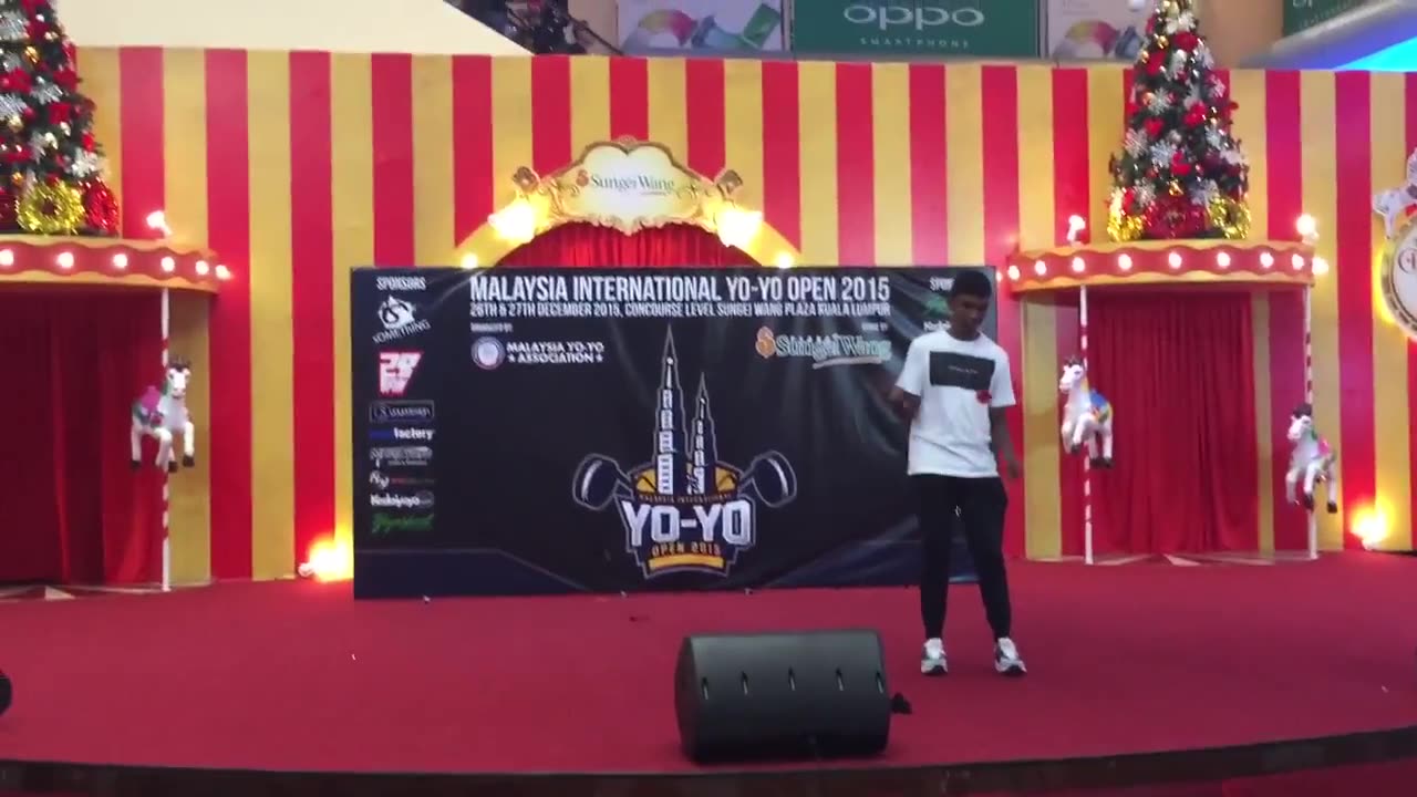 Ultimate Yo-Yo Showdown Contest No. 1