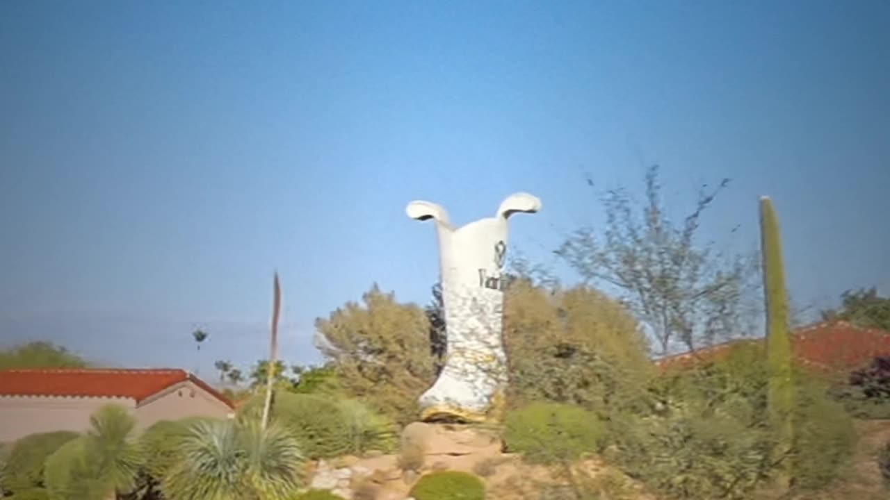 Tucson's Giant Cowboy Boot: The Vactor Ranch Landmark