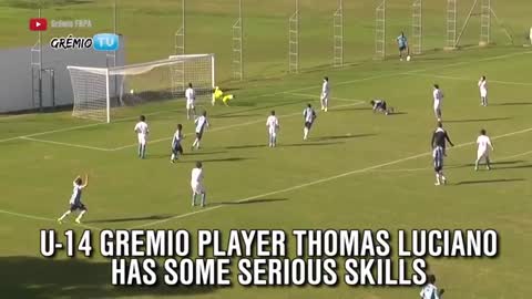 Brazilian youth player scores ridiculous scorpion kick goal