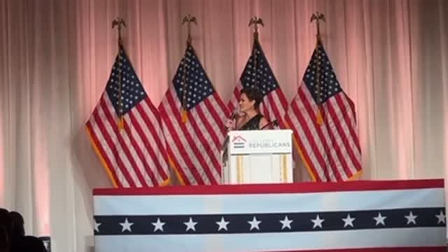 Kari Lake at Mar-A-Lago: “They messed with the wrong Bitch” 🔥🔥🔥🔥🔥