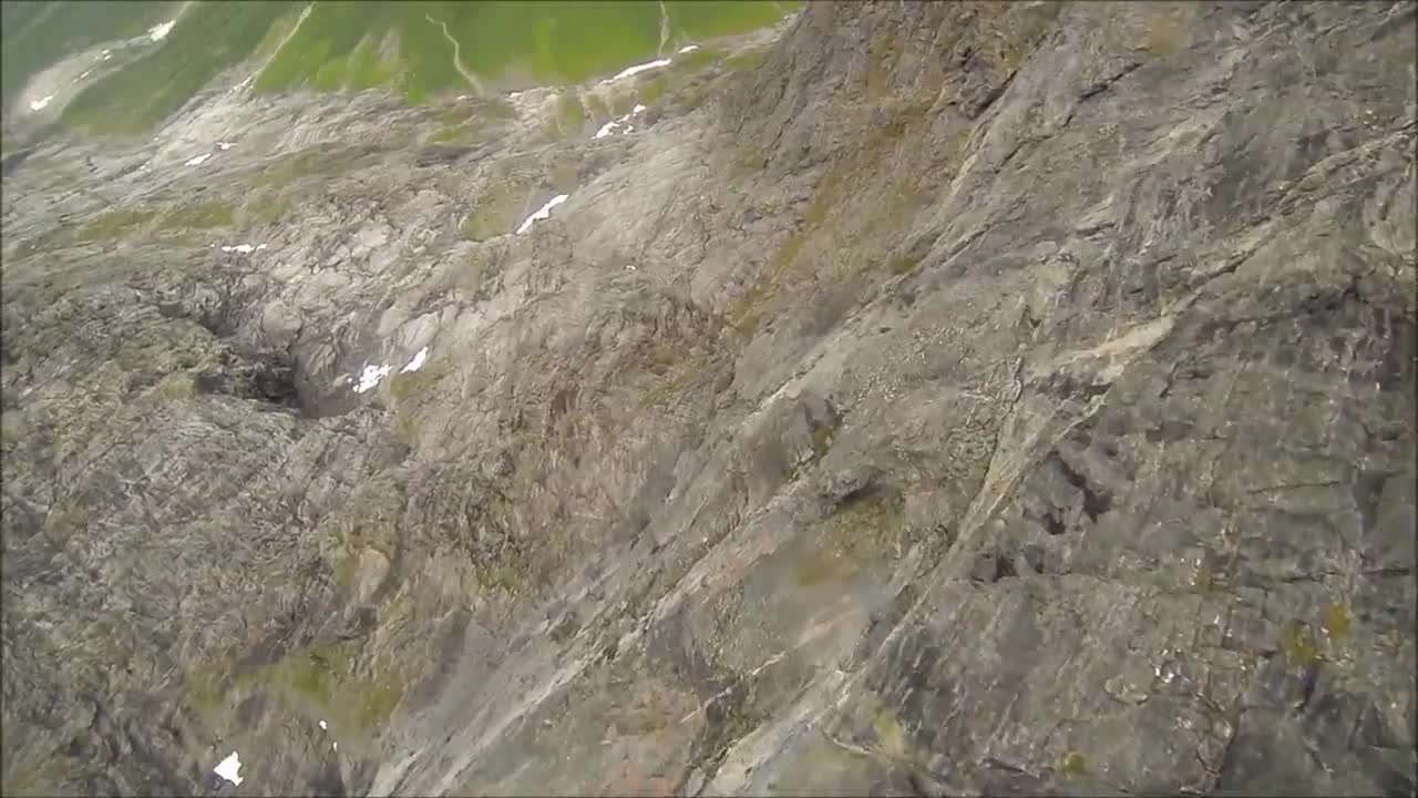 Epic wingsuit proximity flight dazzles spectators