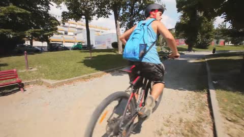 Bike vs Parkour Chase in Ivrea Italy!