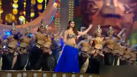 Ileana d'cruz live performance