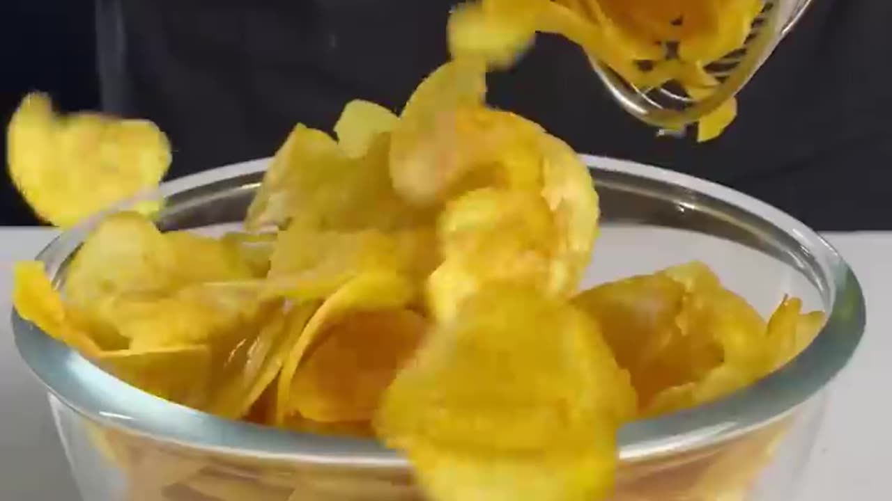 Kerala-Style Bananas Fried into Chips