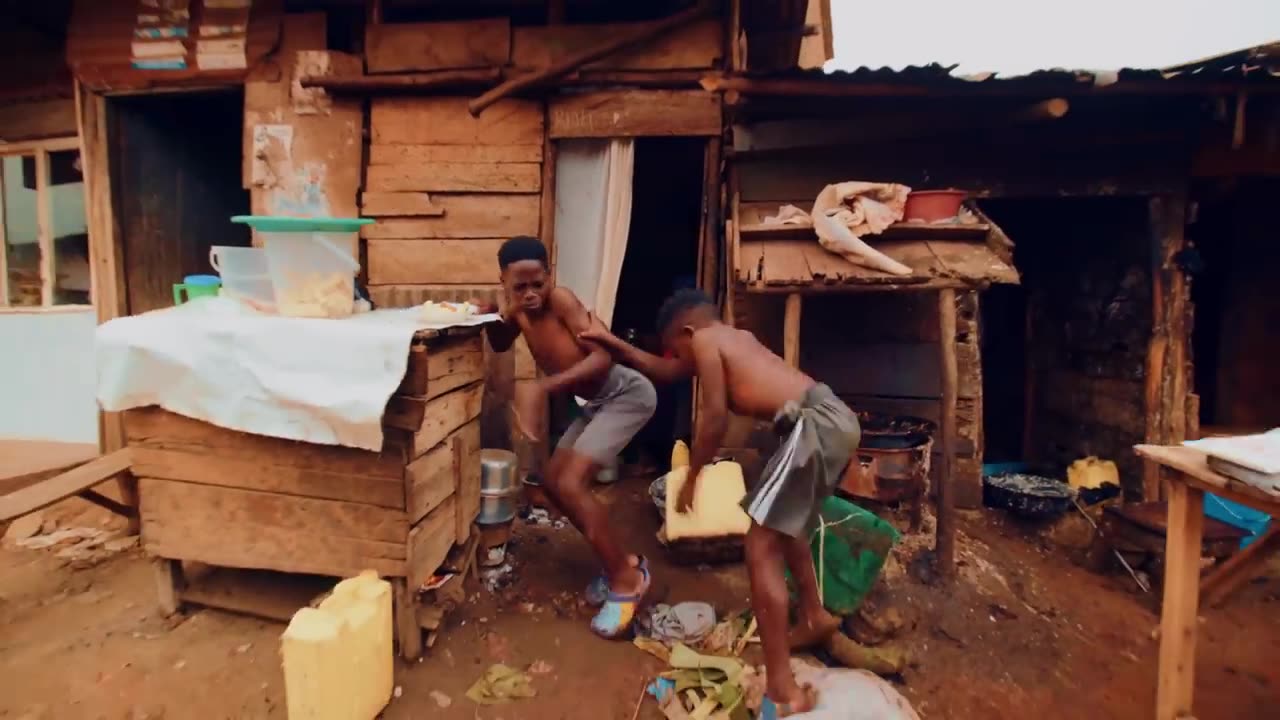 Ghetto Kids Dancing to Otyamu By Ring Rapper Feat. Levixone [Dance Video]