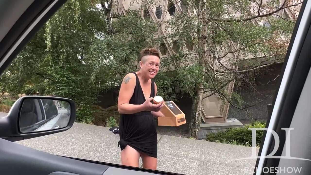 In Seattle, a Woman Eats Muffins and Discusses Time Travel While Totally Nude on the Sidewalk