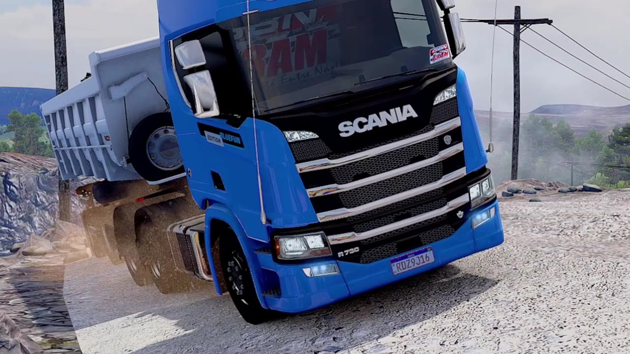 Scania R730 saindo da pedreira