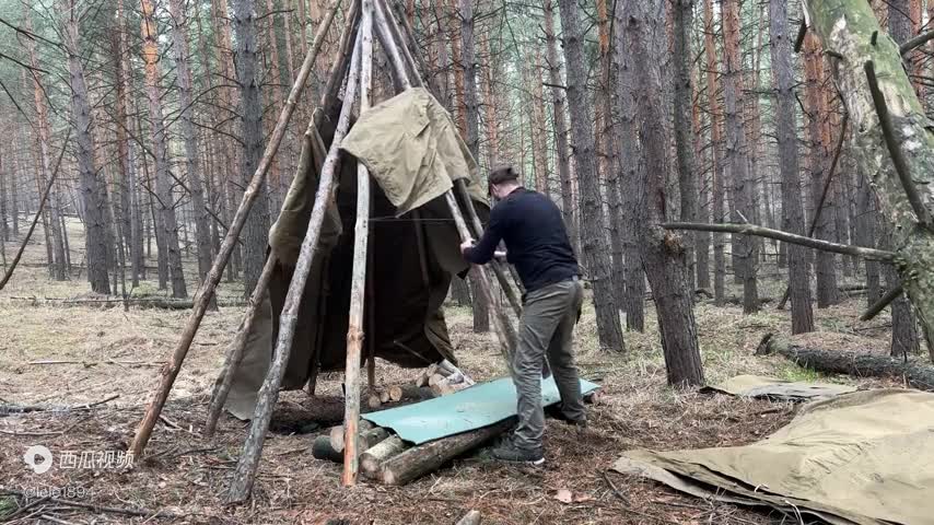 Camping in tents with my daughter - baking pizza in the oven ===== 16