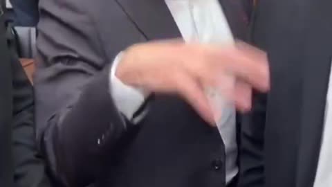 Confrontan a #Ben Shapiro