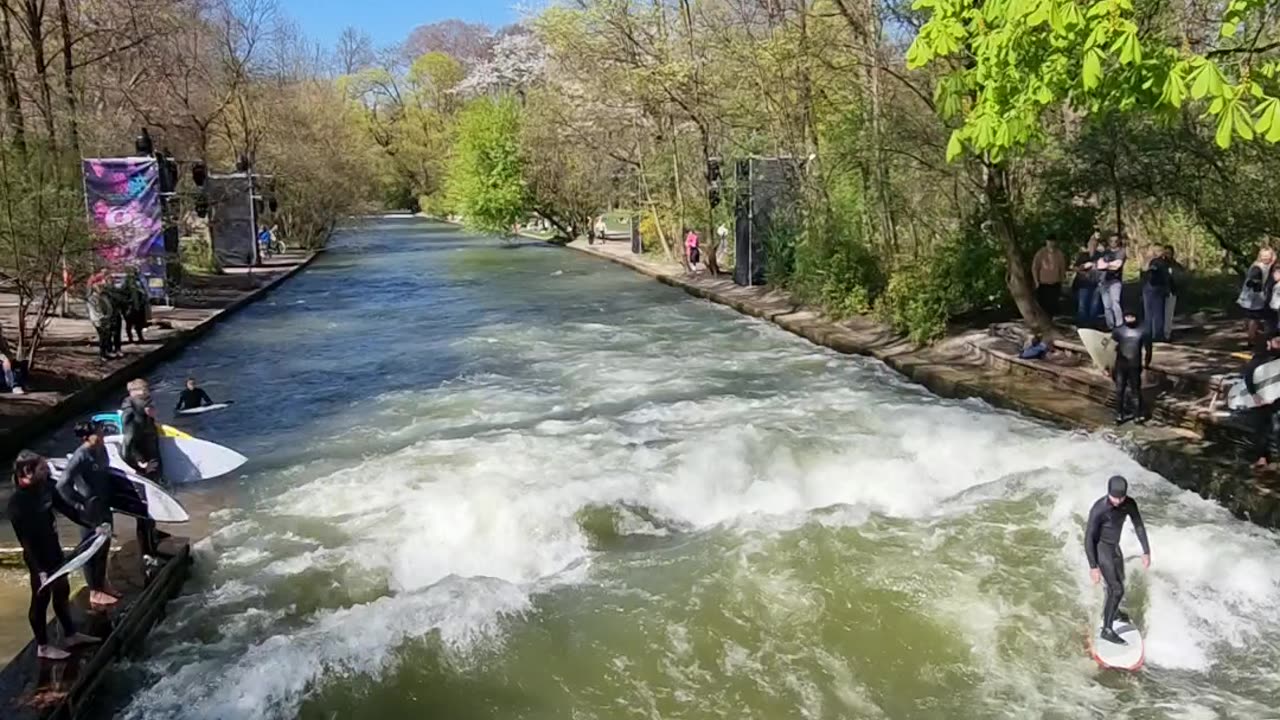 Surfing in Munich