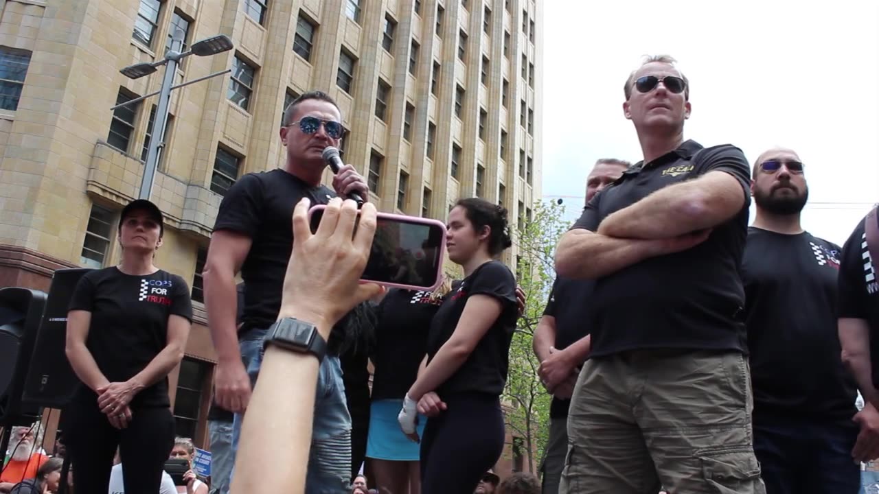 27 sep 2022 WORLDWIDE RALLY 9.0 - SYDNEY - COPS FOR TRUTH - MARTIN PLACE