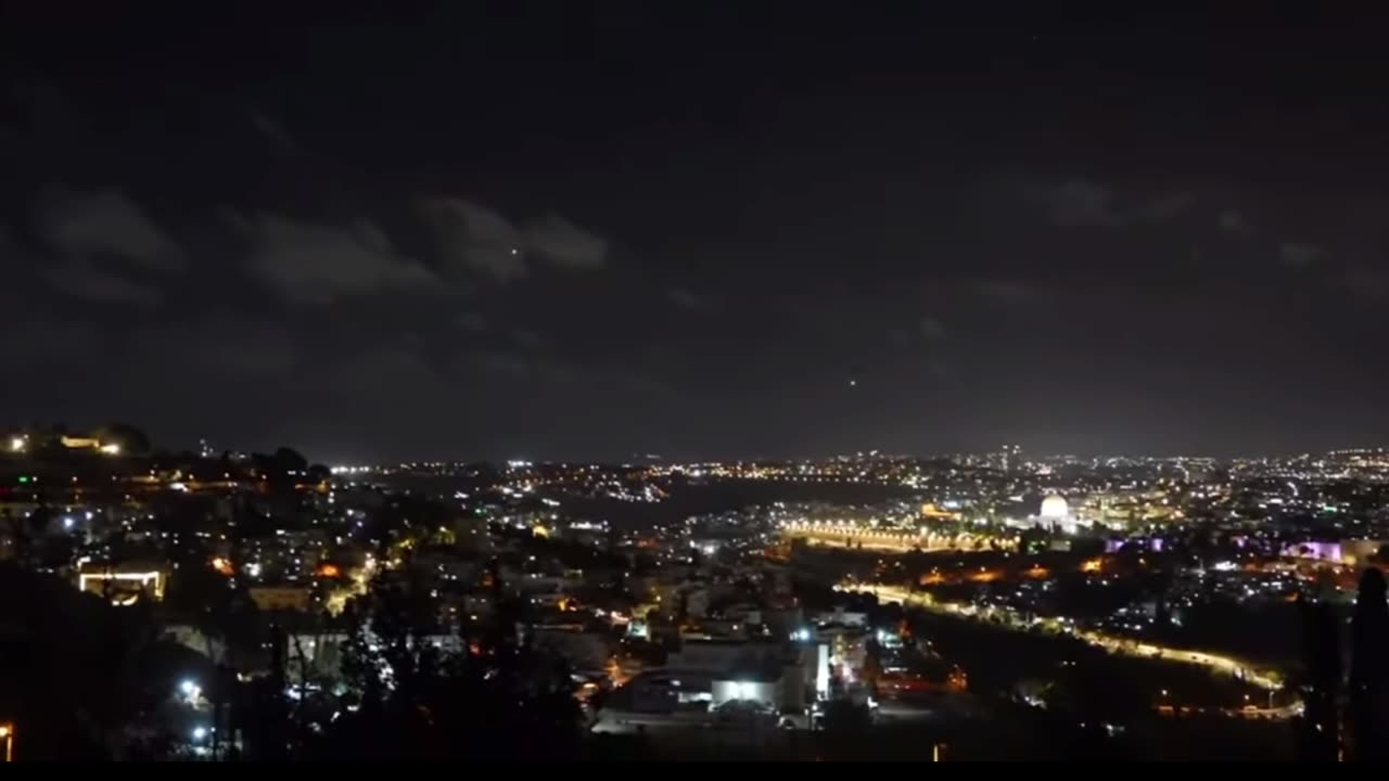 Israel under Missile Attack Live 10/01/24