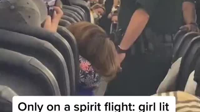 😂😂😂 Spirit = City Bus with Wings... The commentary though.