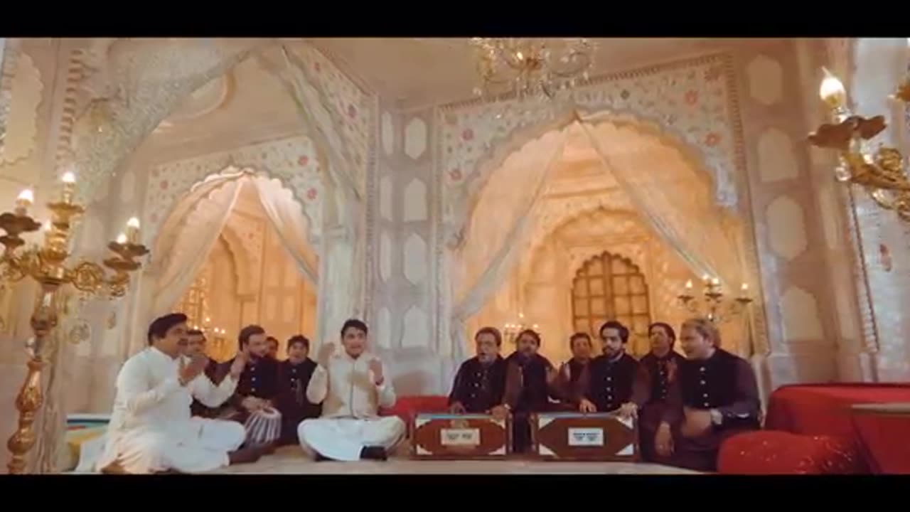 meri ankhoon ko bukshe te ansoo