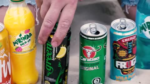 Coca Cola, Mtn Dew, Fanta & Pepsi, Mirinda, Chupa Chups, Sprite vs Mentos Underground9