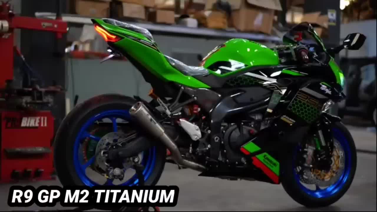 Kawasaki H2R Track Test