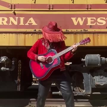 DEATHWISH comes out on Friday!! Pre-save in b1o ☠️