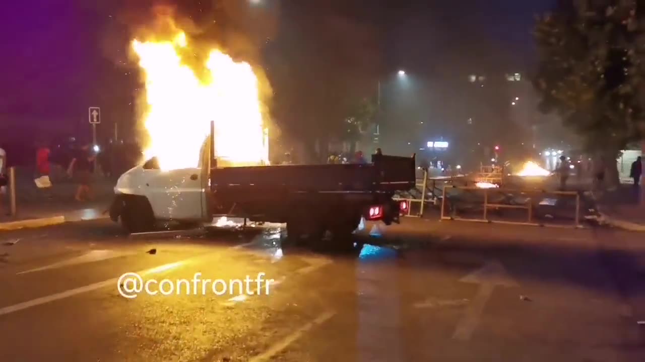 intense clashes with police during night’s rioting took place in the city of Marseille.