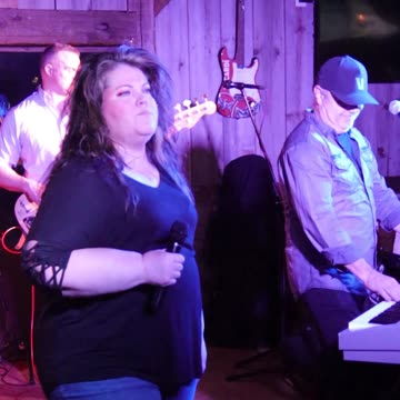 Mistrial Band sings Journey's Song Separate Ways at Maloney's