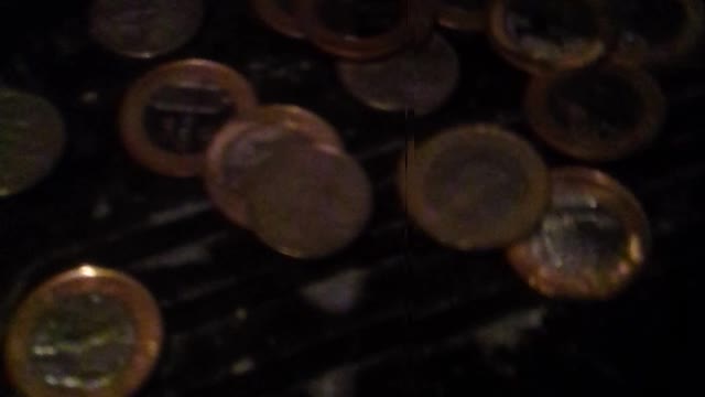 abrindo cofre de madeira pt4