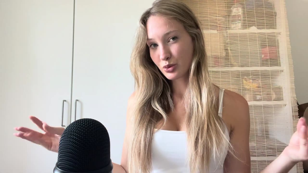 ASMR Spit Painting & Kisses