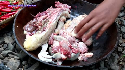 Yummy! Cooking Duck Spicy with 100 Peppers, Taste delicious - Survival skills Anywhere