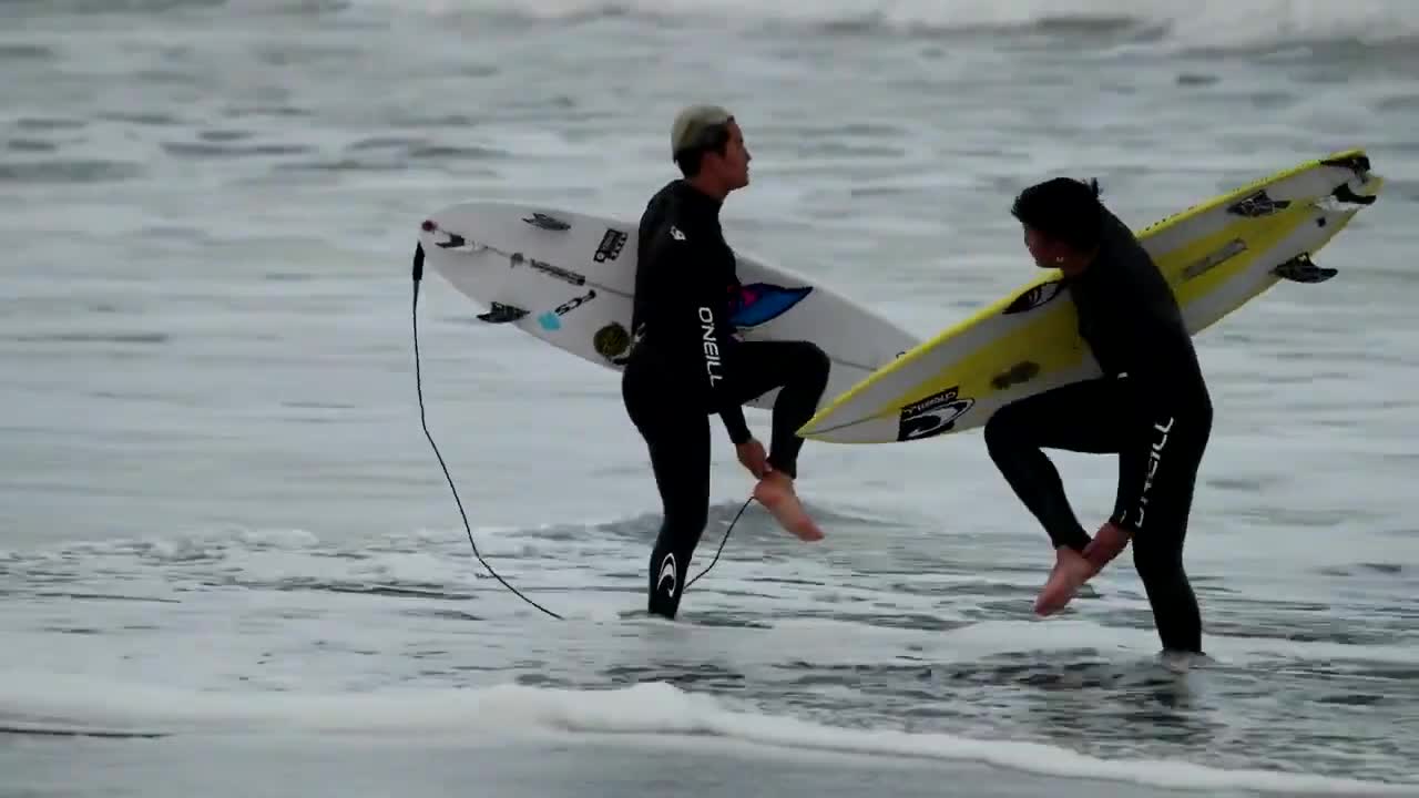 RAW DAYS｜Good surfers found on Japanese beaches! Beautiful female surfer